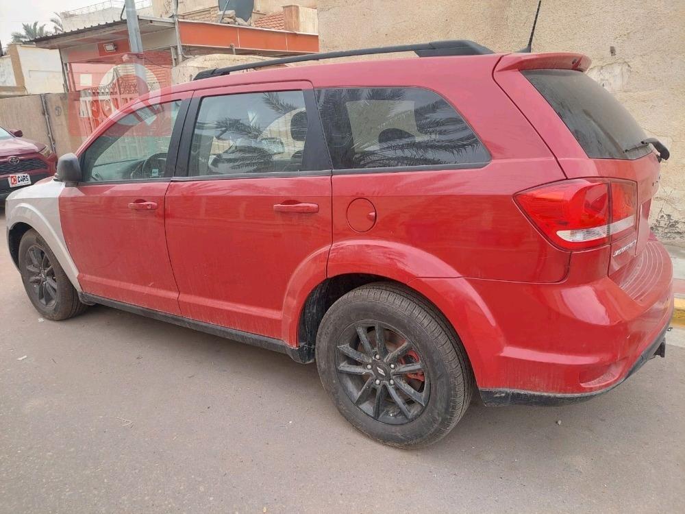 دودج جورني